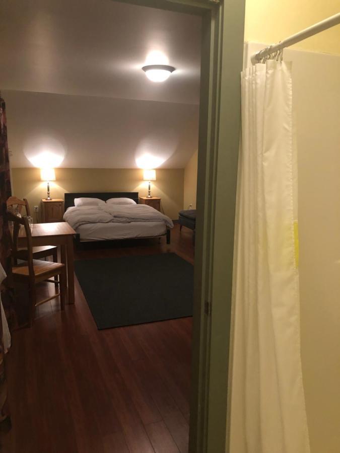 Crowsnest Vineyards Guesthouse Cawston Eksteriør billede