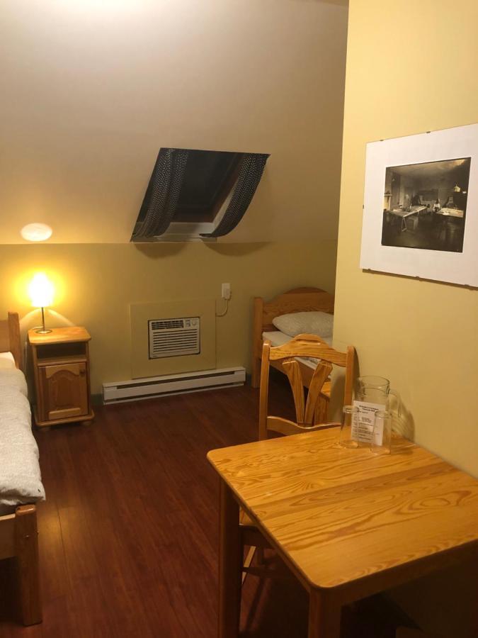 Crowsnest Vineyards Guesthouse Cawston Eksteriør billede
