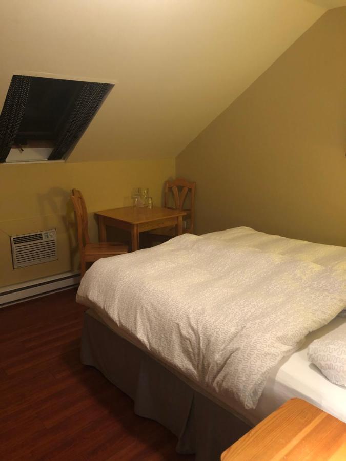 Crowsnest Vineyards Guesthouse Cawston Eksteriør billede