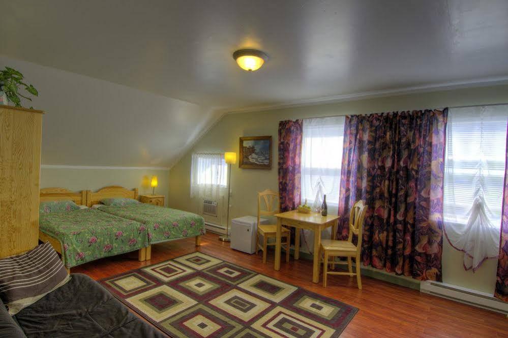 Crowsnest Vineyards Guesthouse Cawston Eksteriør billede