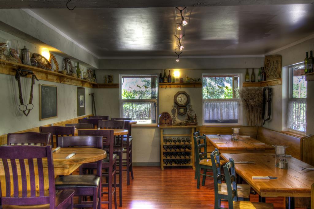 Crowsnest Vineyards Guesthouse Cawston Eksteriør billede
